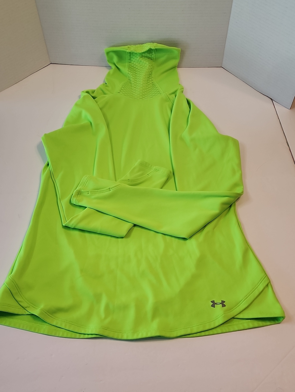 Under Armour Neon Green Long-Sleeve Turtleneck Top Stretch Rash Guard Material.
